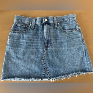 Madewell Denim A-Line Raw Hem Miniskirt in Lakeline Wash Size 31